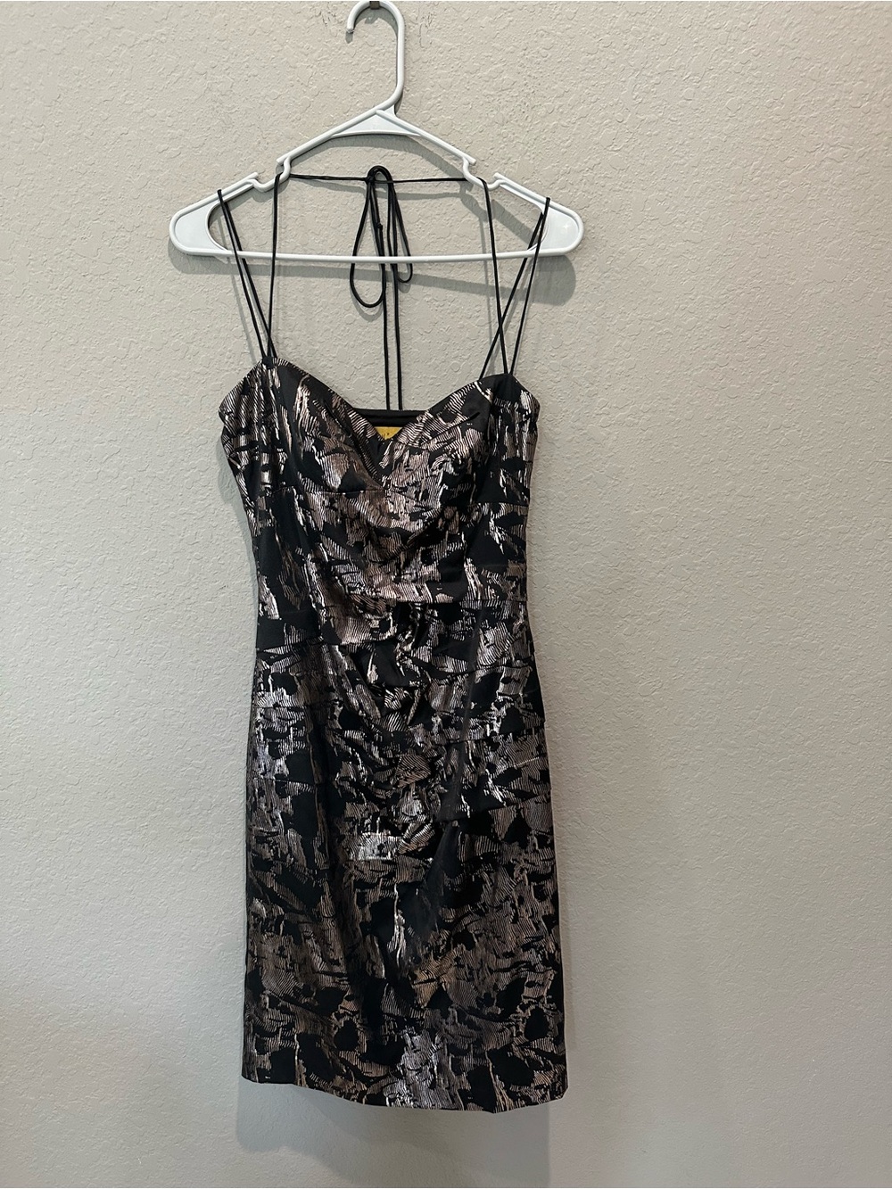 Nicole Miller silk bodycon dress black metallic bronze gold print Sz 4 MSRP $410